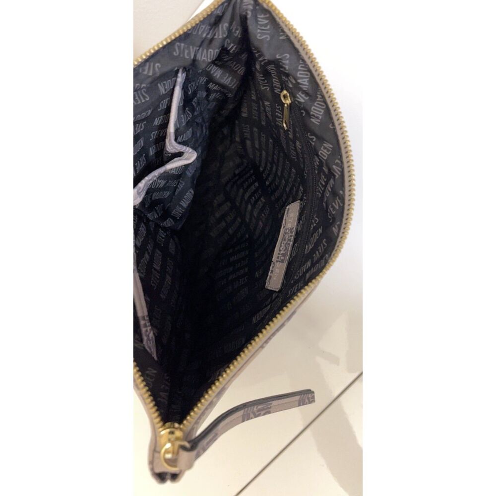 Steve Madden signature tote with matching clutch - Picture 14 of 14